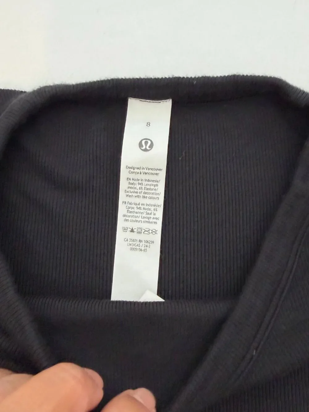 Lululemon Hold Tight Cropped Tee Womens Size 8 Black Ribbed Modal Stretch Top